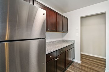 1 Giard Drive #1 2 Beds Apartment for Rent - Photo Gallery 3