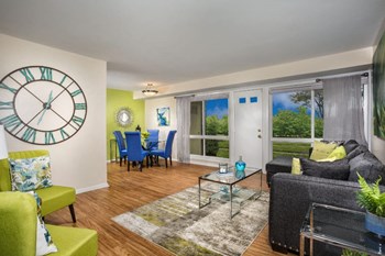 Fully furnished living room at Park Greene Apartments Fully furnished living room - Photo Gallery 5