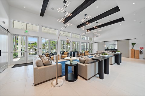 Mira At Palmer Ranch