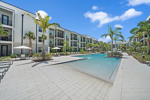 Mira At Palmer Ranch