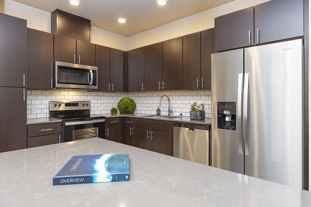 Anchor 532 apartments kitchen  with stainless steel appliances