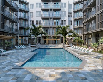 Invigorating Swimming Pool Invigorating Swimming Pool at Axio at Carillon, Saint Petersburg - Photo Gallery 4
