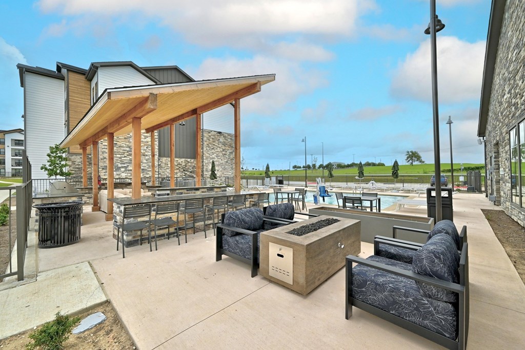 Ryder Ridge-Fire Pit