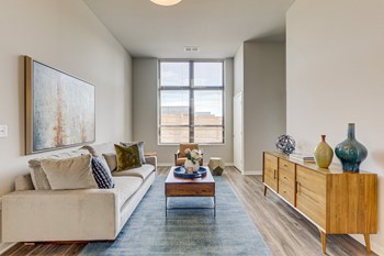 living space - Photo Gallery 4