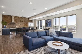 6530 University Ave NE 1-3 Beds Apartment for Rent - Photo Gallery 5