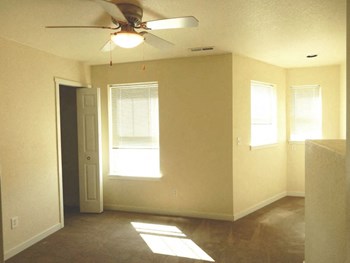 Union Place Living Room - Photo Gallery 2