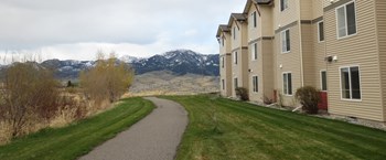Building Exterior - Photo Gallery 5
