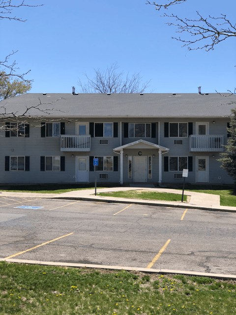 Baus Butte Exterior