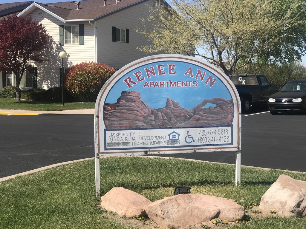 Renee Ann Sign
