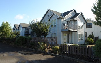 New Day Exterior View - Photo Gallery 2