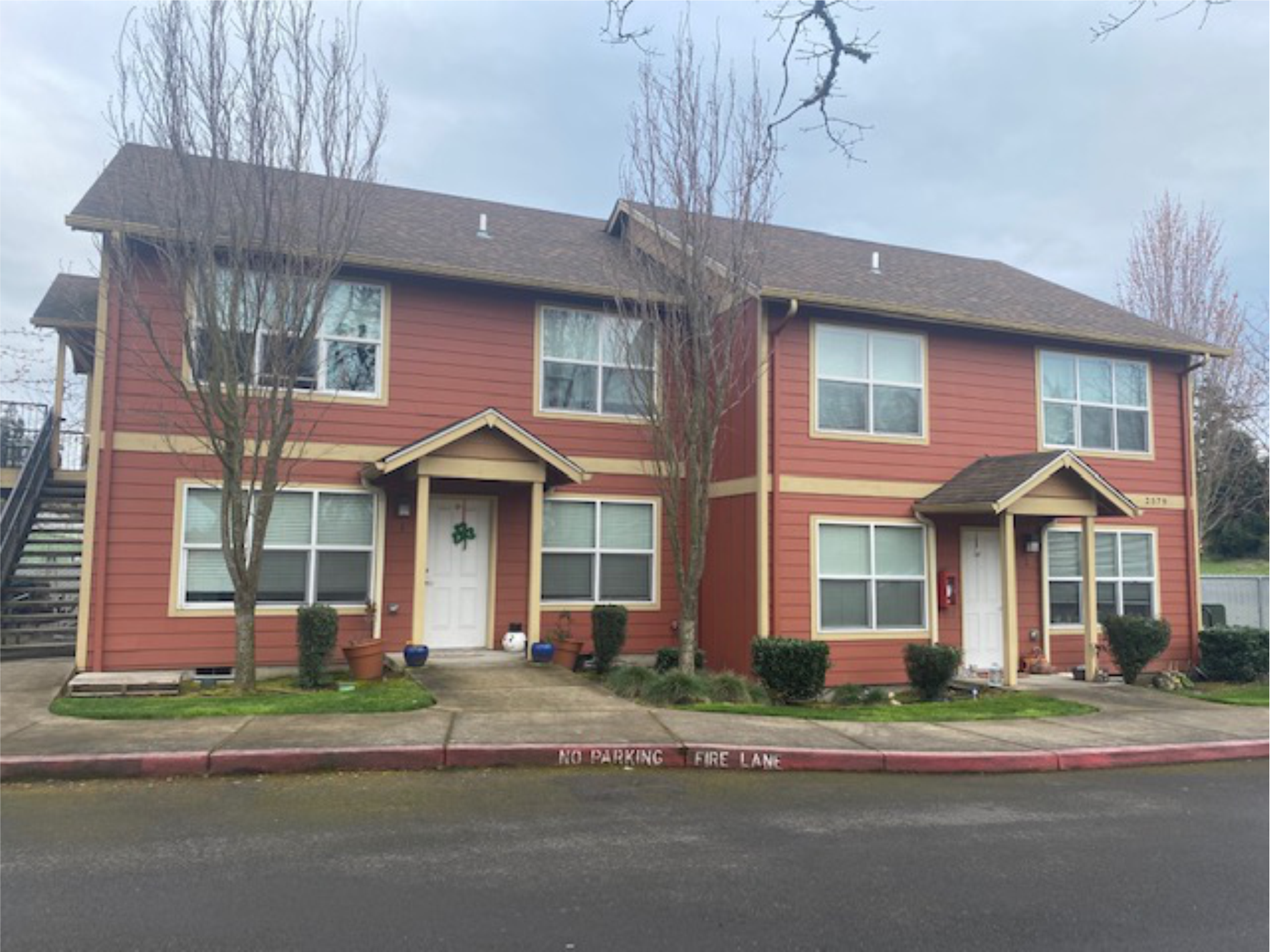 White Oak Apartments