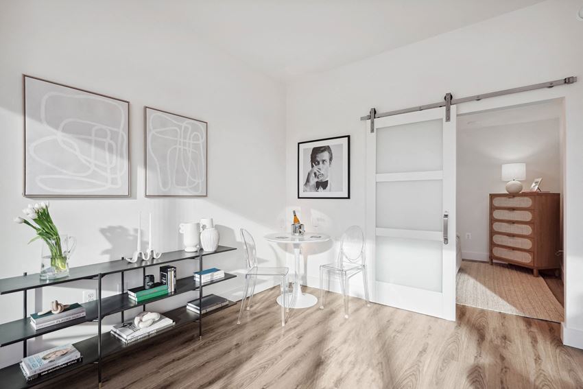 Sinclaire On Seminary Apartments, 4900 Seminary Rd, Alexandria, VA