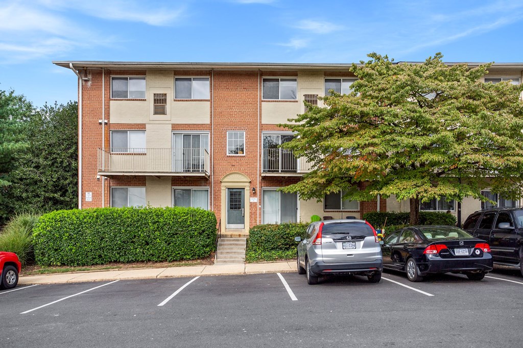 Reserved Resident Parking at The Fields of Alexandria, Alexandria, VA