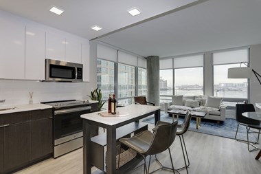 1405 Point Street Studio Apartment for Rent - Photo Gallery 1