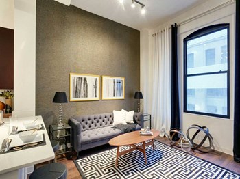 10 N Calvert Street Studio-2 Beds Apartment for Rent - Photo Gallery 9