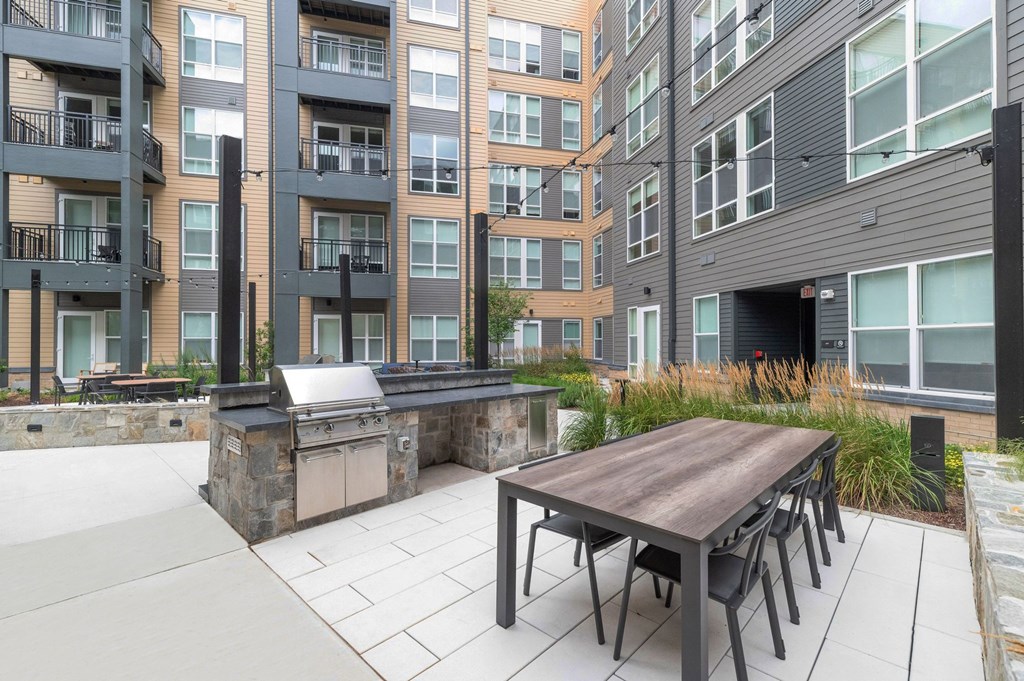 The Arbor At Halley Rise Apartments, 11990 Heafield Way, Reston, VA ...