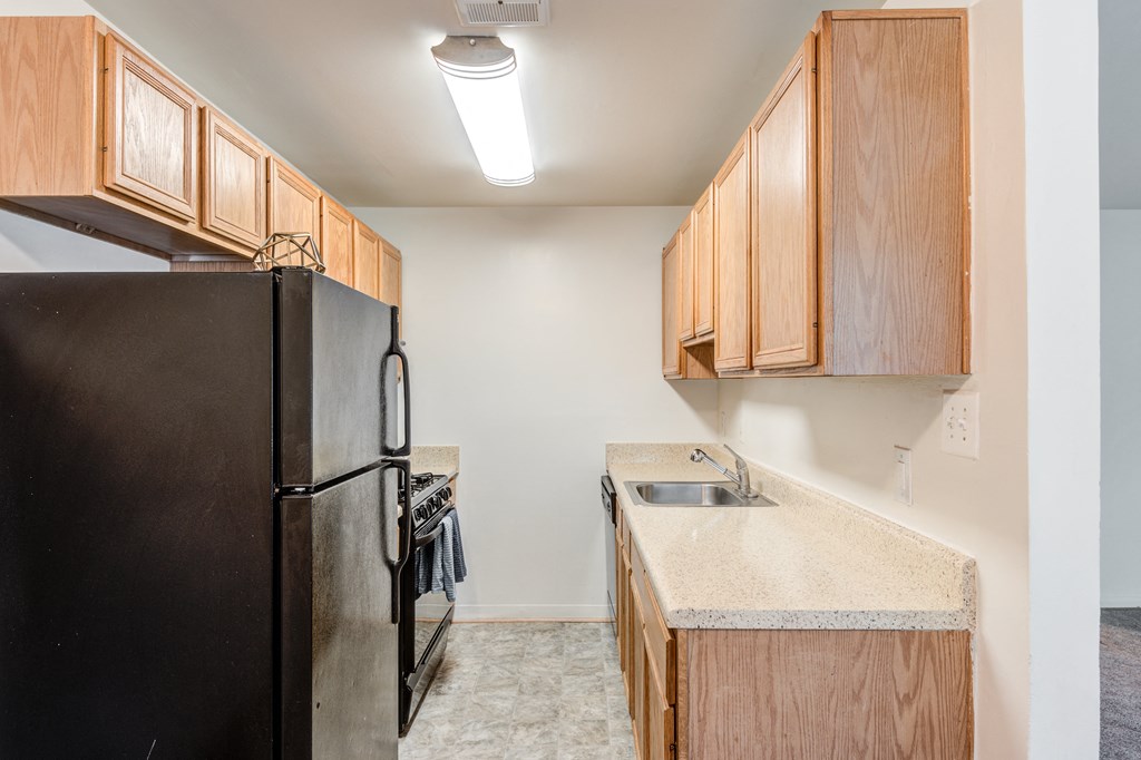 Fully Equipped Kitchen at The Fields of Alexandria, Virginia, 22304
