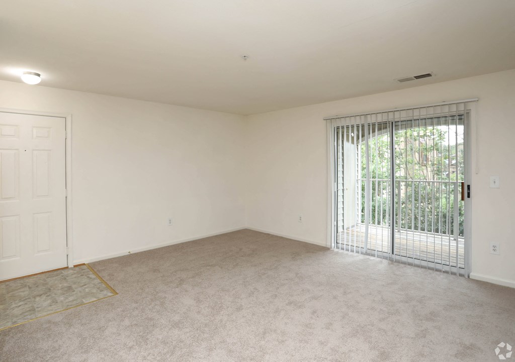 Living Room With Expansive Window at The Fields of Manassas, Manassas, Virginia