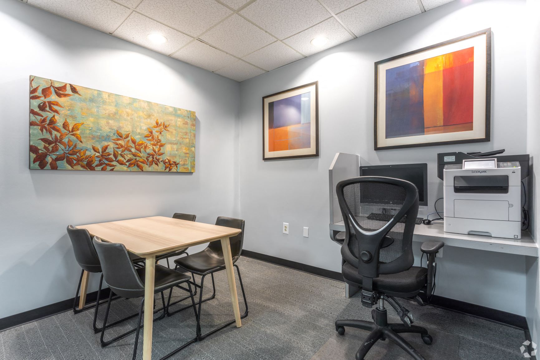 Business Center at The Redwood, Baltimore, MD