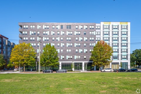 700 Kenilworth Terrace NE Studio-2 Beds Apartment for Rent