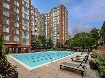 a swimming pool in front of an apartment building at Lincoln Old Town, Alexandria, 22314