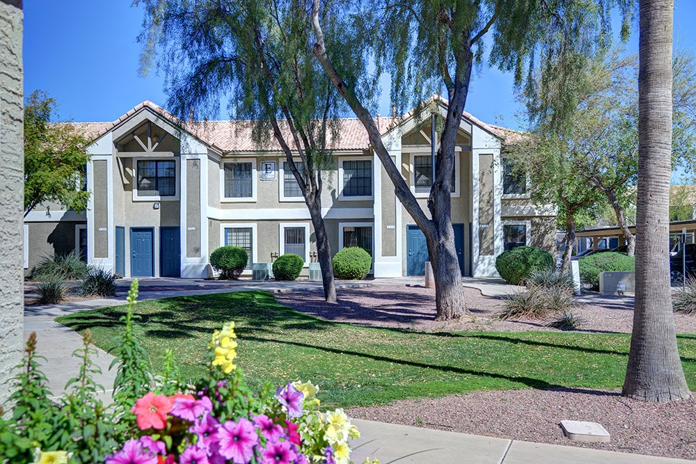 Courtyard at Cottonwood Crossing, Arizona, 85122
