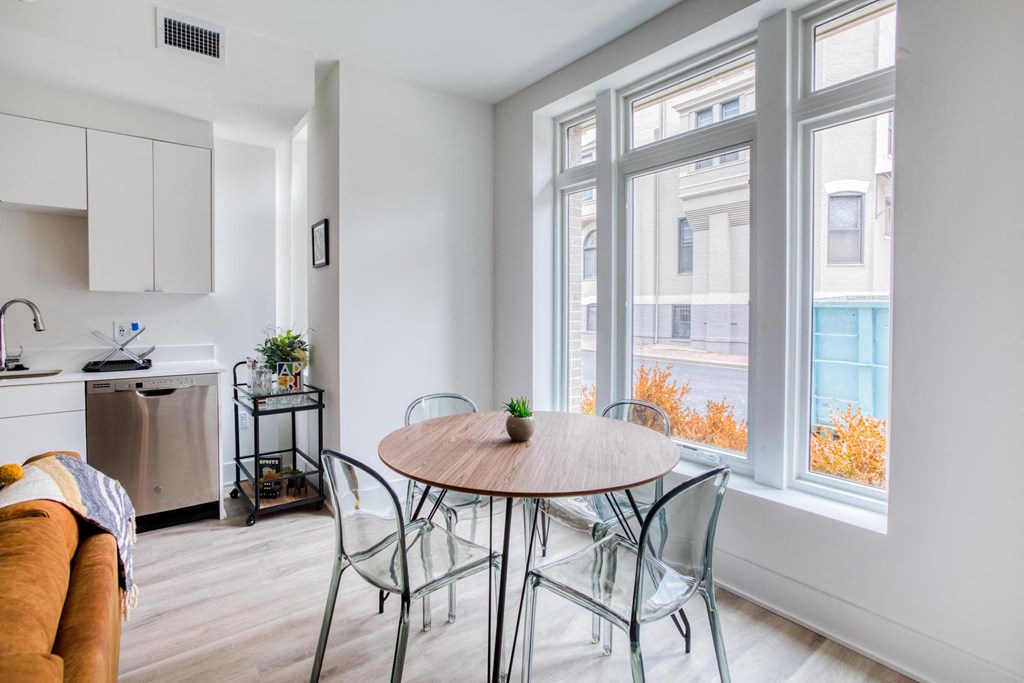 Dining Room at Madison House, Washington