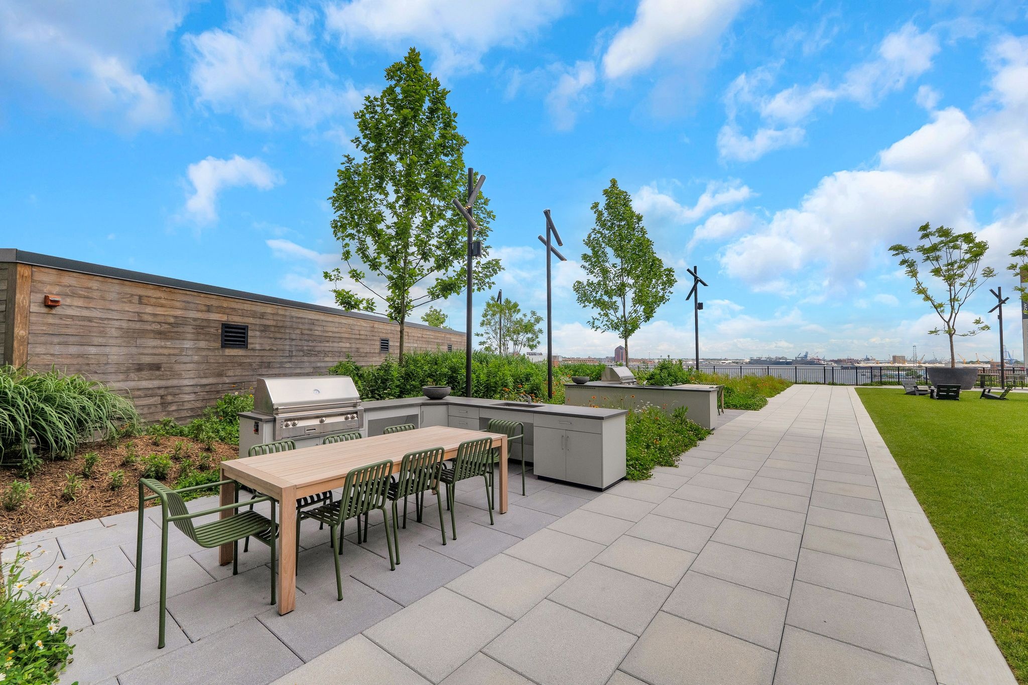 1402 Point Street Studio-3 Beds Apartment for Rent - Photo gallery 5