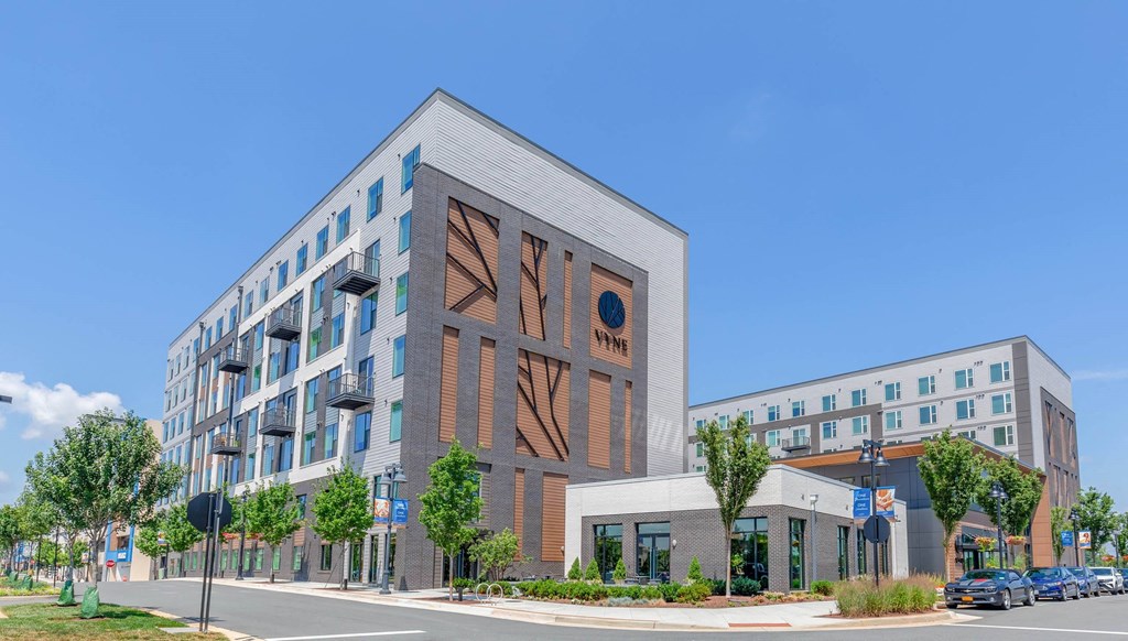 the building in which the hotel is located at Vyne One Loudoun, Ashburn, 20147