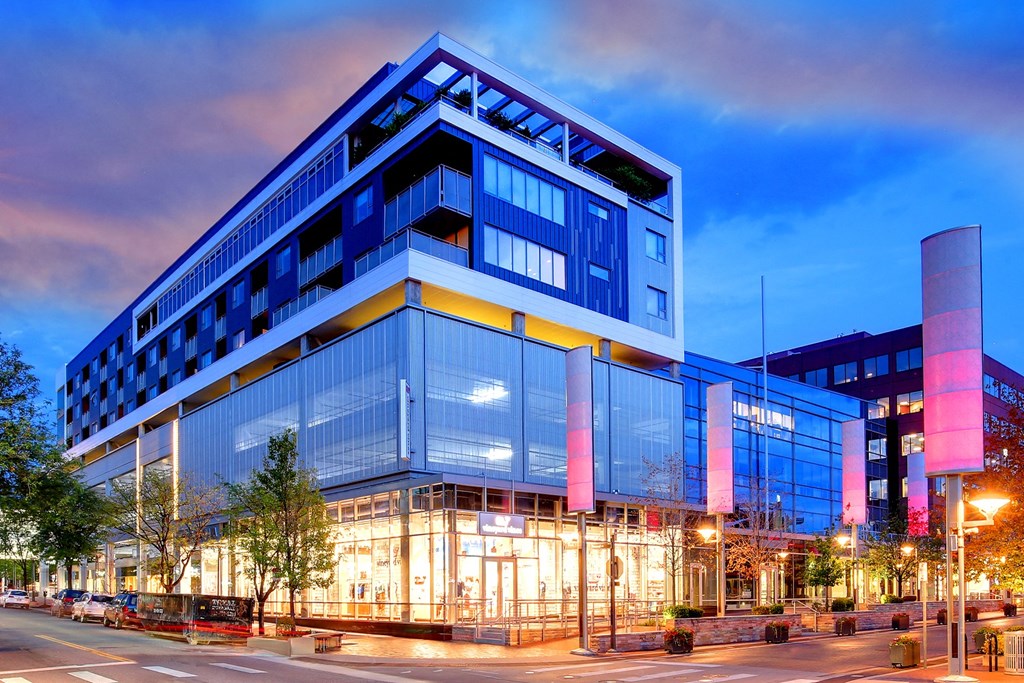 S Penthouse Twilight