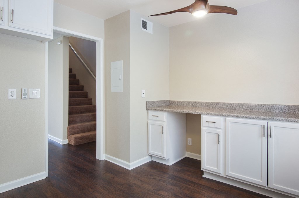 Granite Counter Tops at Superior Place, Northridge, 91325