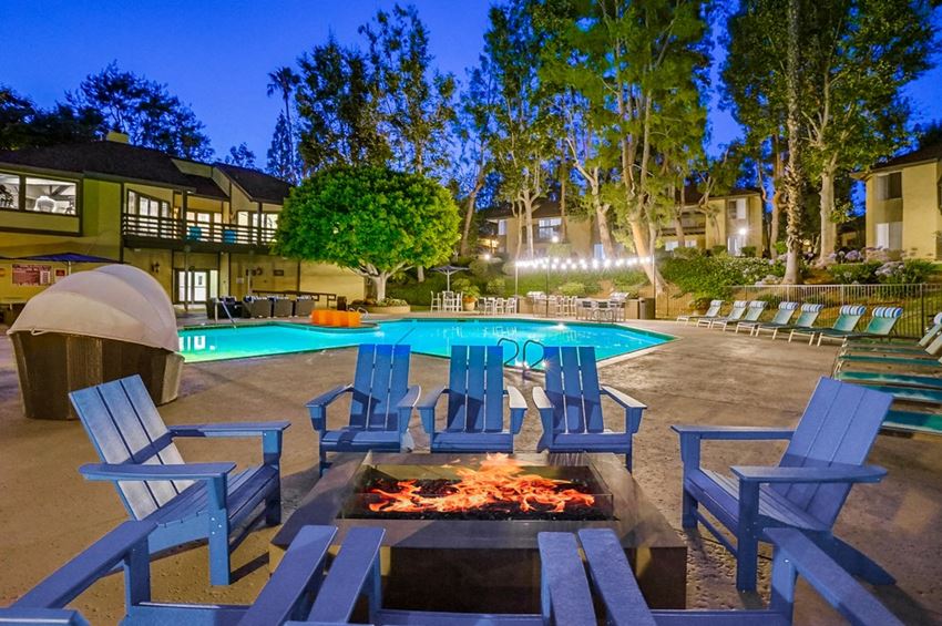 Relaxing Pool And Outdoor Entertainment Area Relaxing Pool And Outdoor Entertainment Area at The Trails at San Dimas, 444 N. Amelia Avenue - Photo Gallery