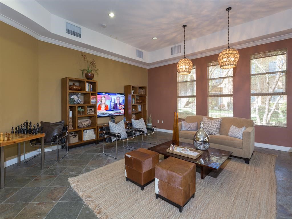 Lounge Area With TV at Medici Apartment Homes, Bermuda Dunes, CA, 92203