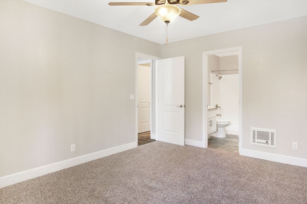 King Size Bedroom at The Trails at San Dimas, CA, 91773