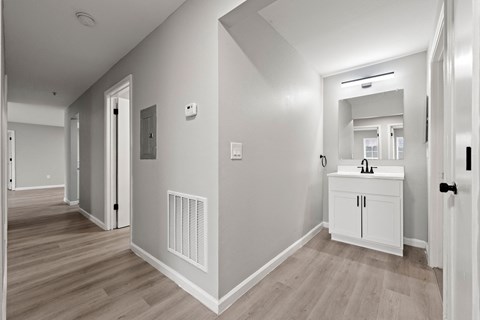 Bathroom at 2000 Oasis  Apartments, Atlanta, 30316