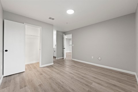 Bedroom at 2000 Oasis  Apartments, Atlanta, 30316