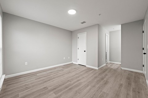 Bedroom at 2000 Oasis  Apartments, Atlanta, 30316