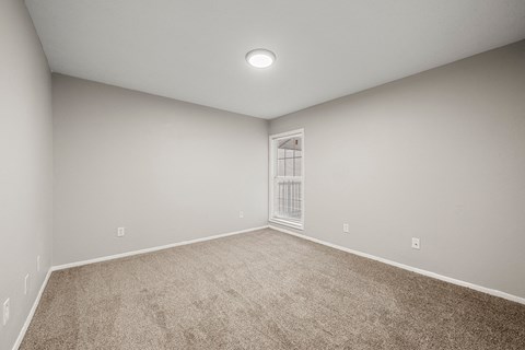 Master Bedroom unfurnished at 2000 Oasis  Apartments, Georgia, 30316