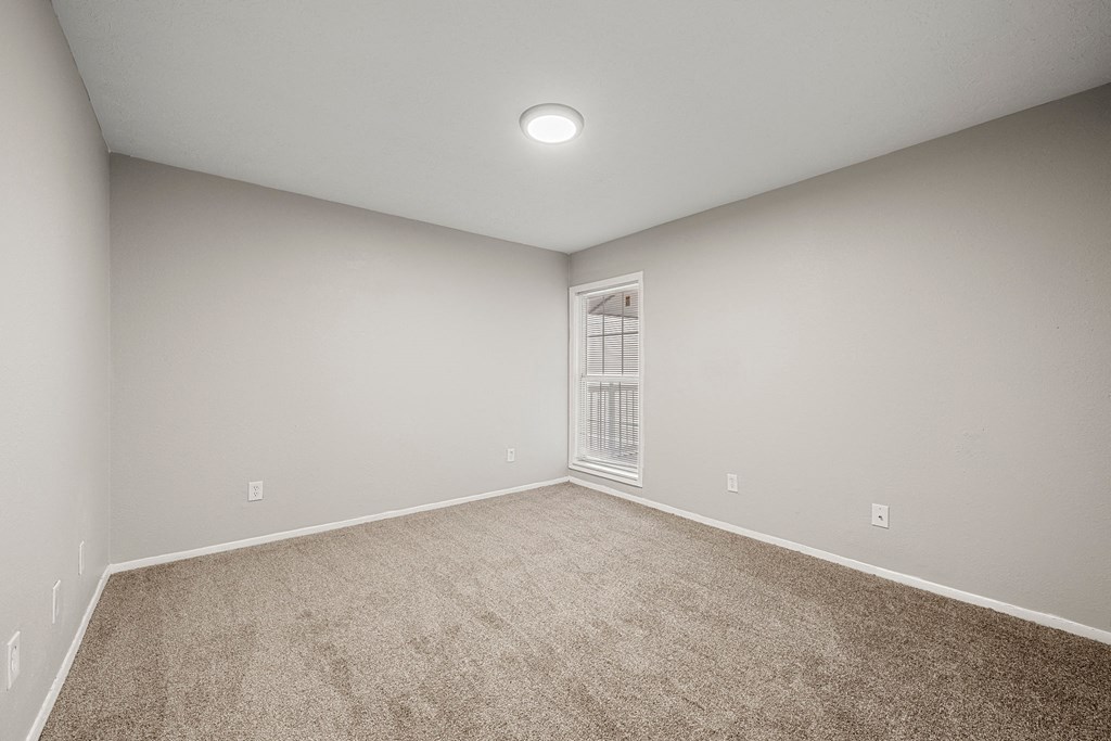Master Bedroom unfurnished Master Bedroom unfurnished at 2000 Oasis  Apartments, Georgia, 30316