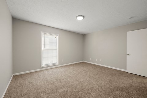 Bedroom at 2000 Oasis  Apartments, Georgia, 30316