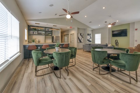 Dining And Kitchen Area at Eastlake Gardens, Decatur, 30032