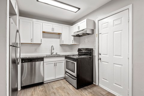 Upgraded kitchen Upgraded kitchen at Balfour Chastain, Sandy Springs, GA 30342