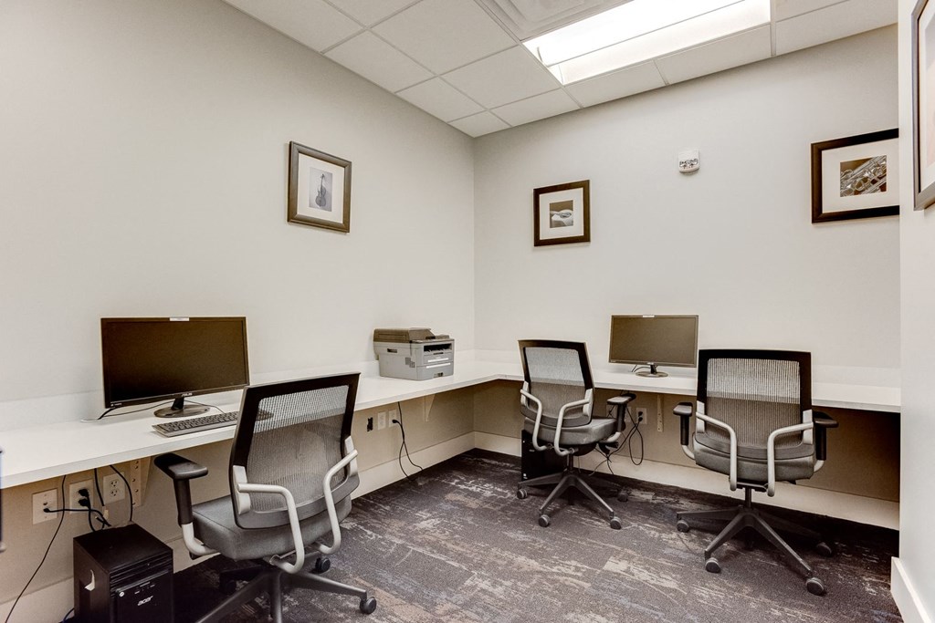 Business Center With Wifi at Bolero Flats Apartments, Minneapolis, Minnesota
