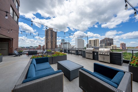 7th Floor Sundeck Lounge and BBQ Area at ELEVATE Apartment Homes, MN 55403