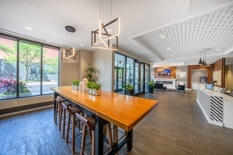 1st Floor Social Lounge at ELEVATE Apartment Homes in Downtown Minneapolis, MN