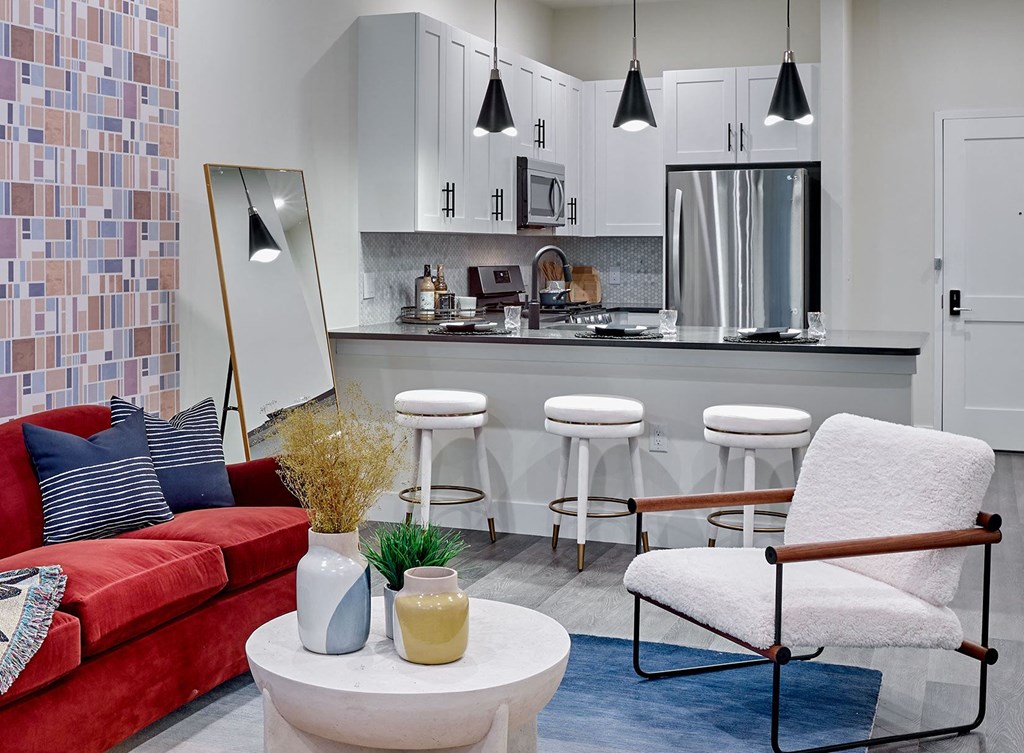 open layout, large one bedroom, large built in closet