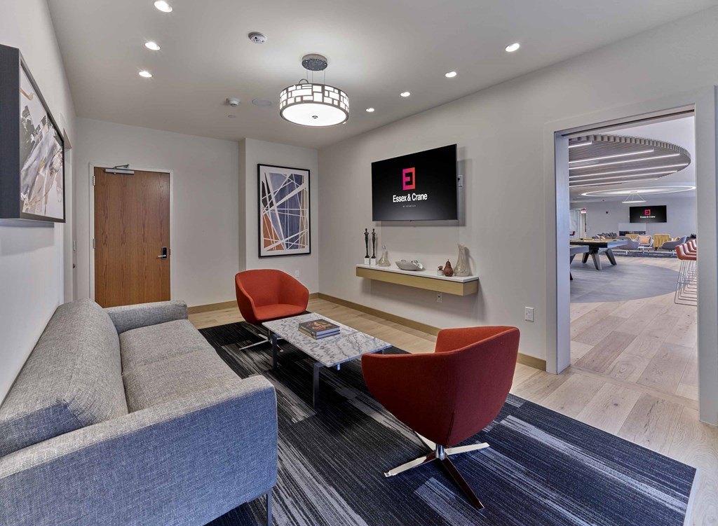 private lounge, resident clubroom, amenities,