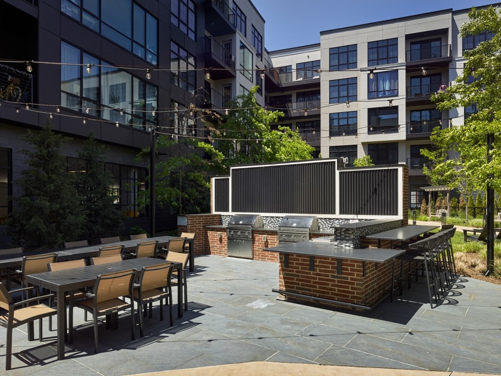 outdoor seating, outdoor dining, grills, outdoor tv, outdoor lounge, chairs, lounge chairs