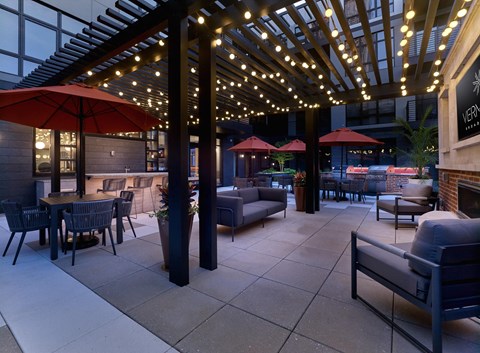 outdoor patio, outdoor lounge, amenities