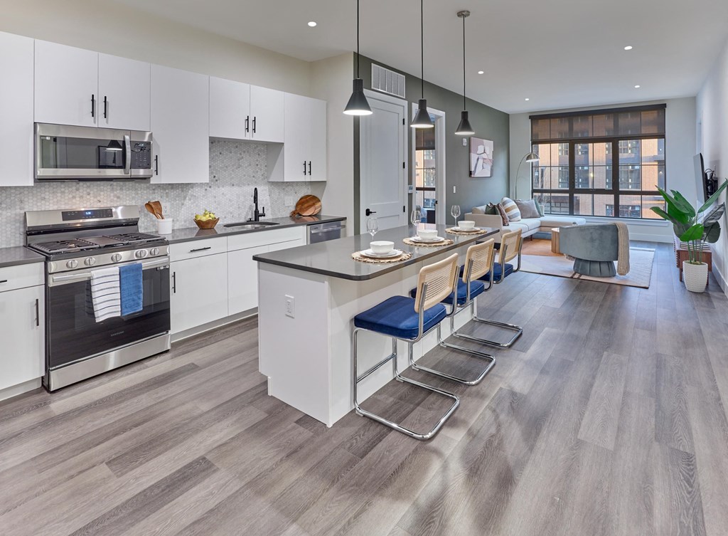 Vermella Broad Street Apartments, 355 Broad Street, Newark, NJ RentCafe